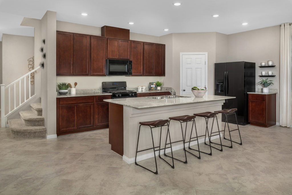 KBLV_EchoPark_Plan2469-Kitchen_2349c-1200