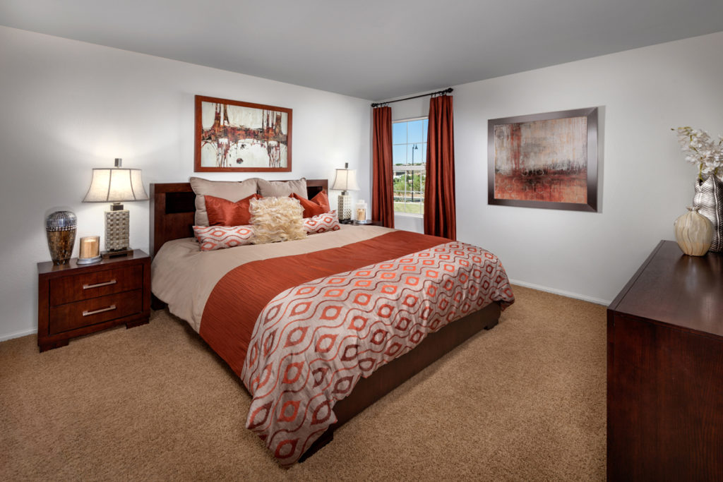 KBLV_Groves-at-Inspirada-Plan1453-MasterBedroom_1047b-1200