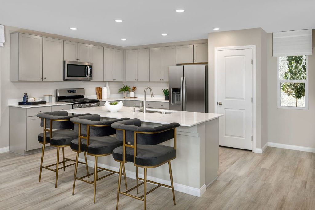 KBLV_Saguaro_Plan2124-Kitchen_7017b-11×8