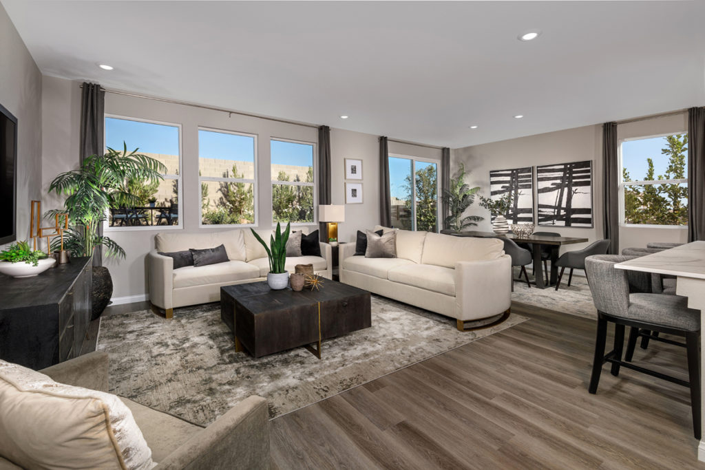 KBLV_WhistlingSands_Plan2469-Greatroom_8211d-1200