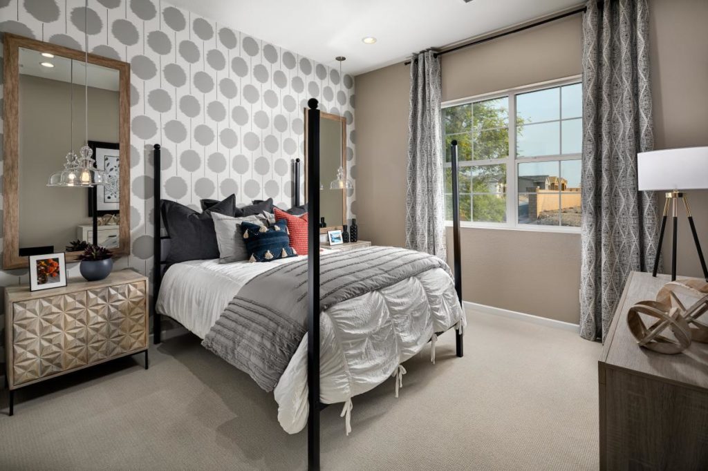 Toll-Brother-at-Skye-Canyon-Montrose_Braga_Secondary-Bedroom_1800