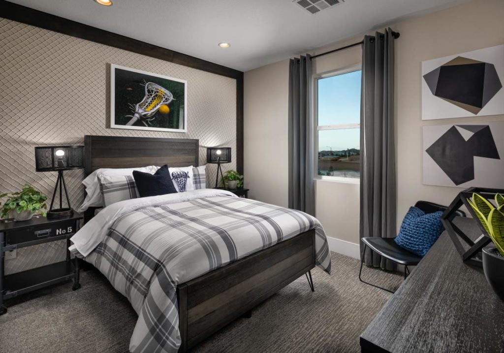 Toll-Brothers-at-Skye-Canyon—Vista-Rossa_Castelo_Secondary-Bedroom_1800